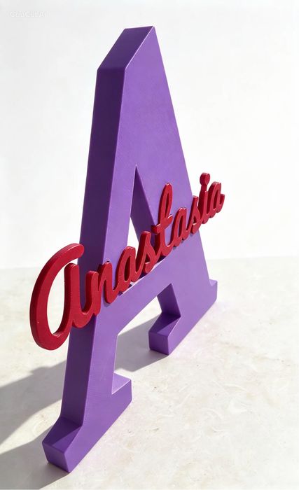 Litera decorativă 3D personalizată cu nume – Cadou unic copii / evenimente / birou