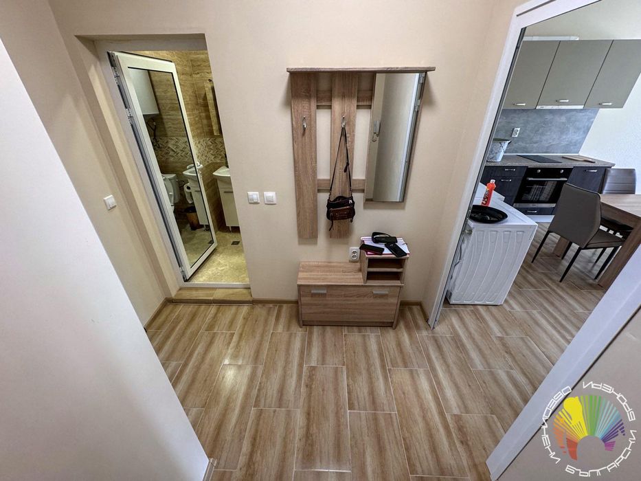 Дава се под наем Двустаен апартамент в Бургас, Изгрев - 72 кв.м за 561 € - Снимка #4