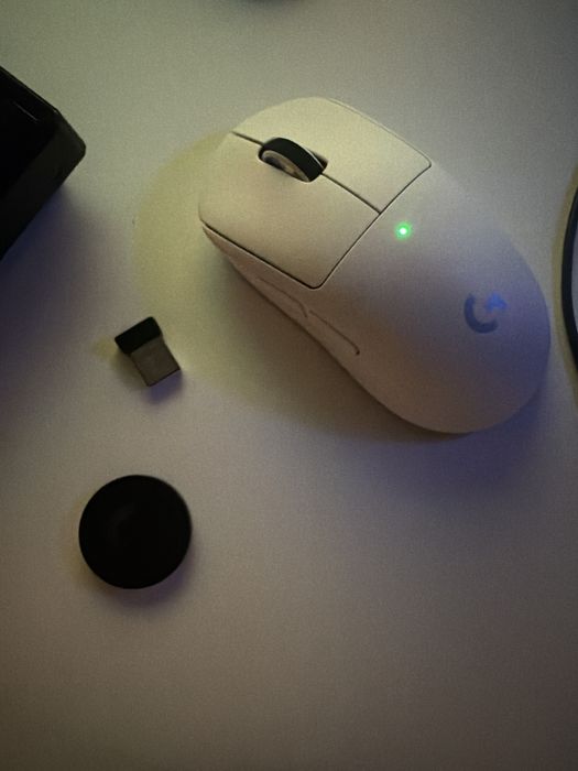 Vand logitech pro x superlight star white