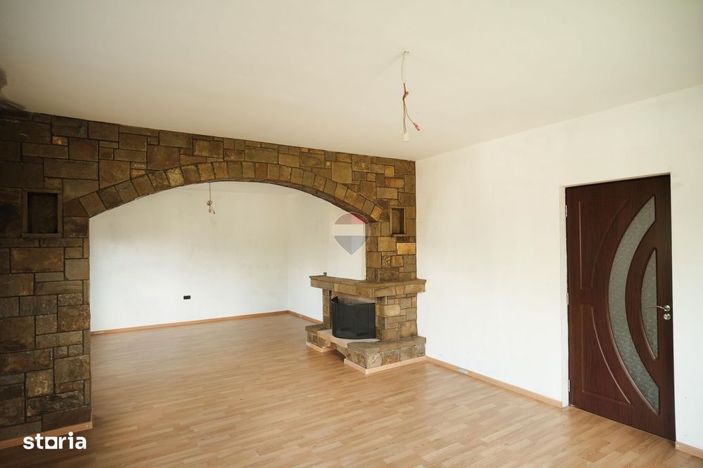 Casă de vanzare in Horodnic de Sus