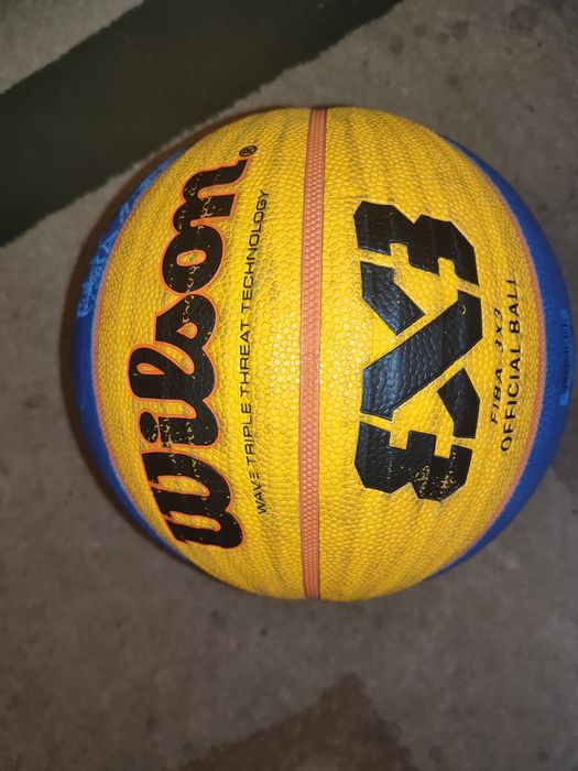 Продам мяч вилсон 3x3