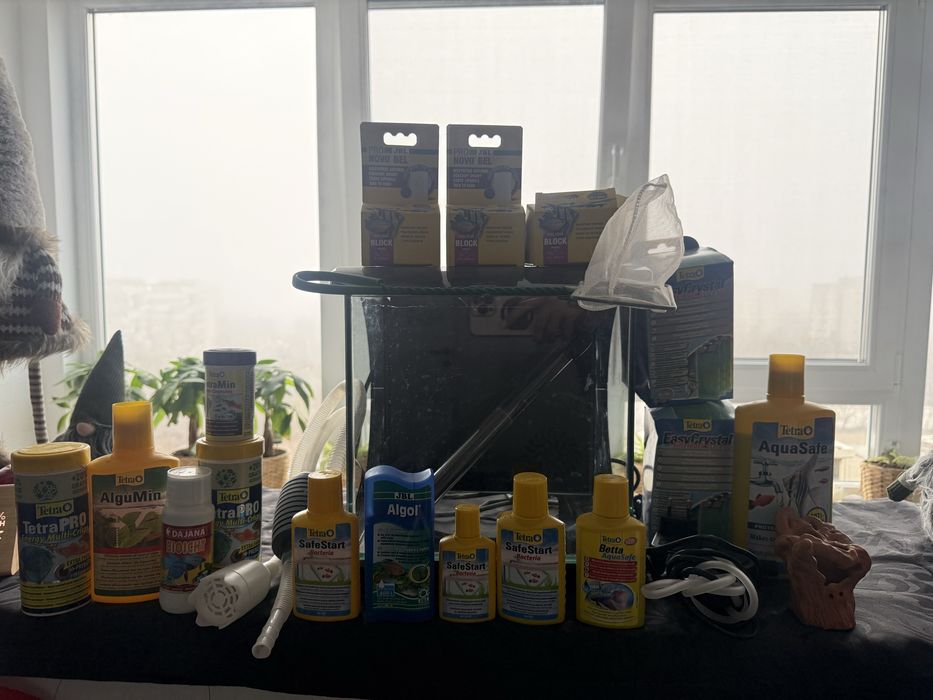 Acvariu pesti echipat complet!!!