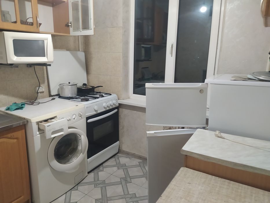 Здаю 3х комнату квартиру в районе  оптовку