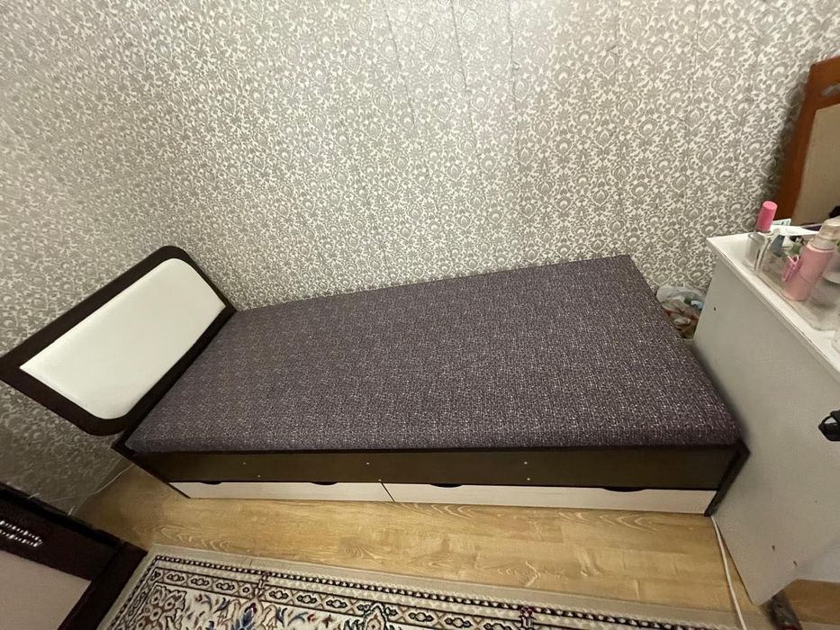 Кровать односпальная