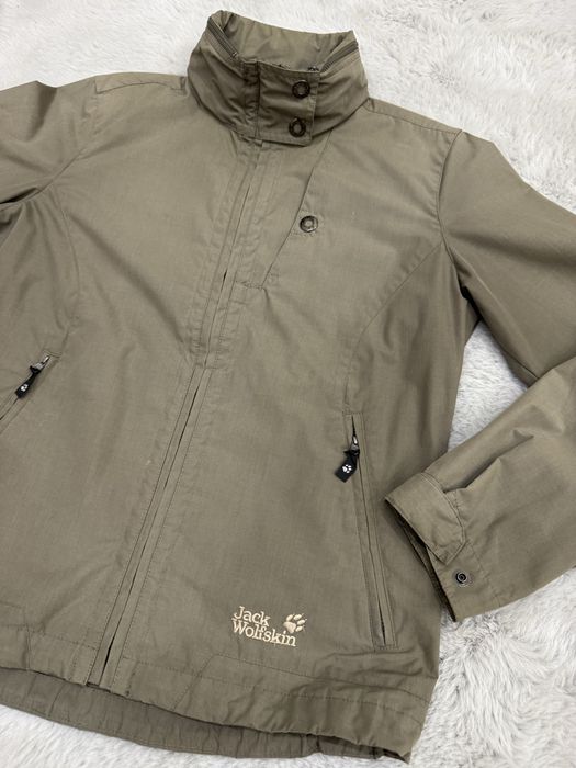 Дамско тънко яке JACK WOLFSKIN . Размер S