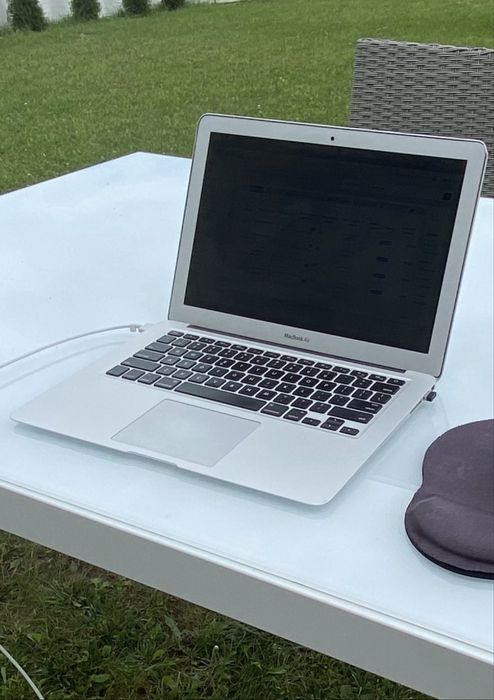 Macbook air, 13’’, i5, 256ssd