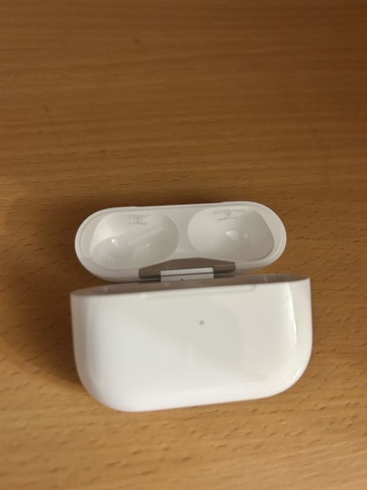 Наушник кейс Airopods pro2
