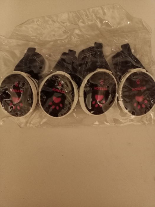 Кеды для маленькой собаки