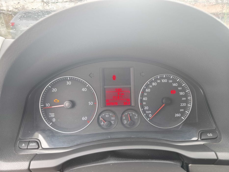 Продавам Golf 5 1.9 TDI