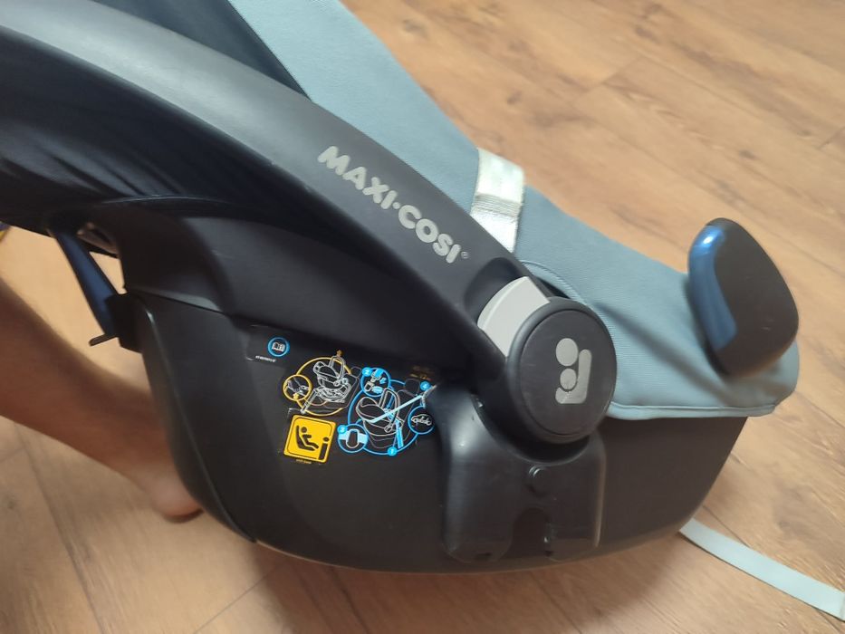 Maxi-cosi столче за кола