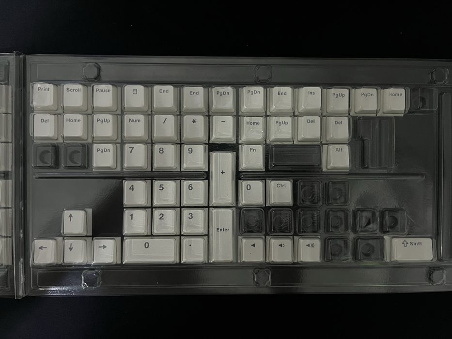 Белые PBT кейкапы 138шт