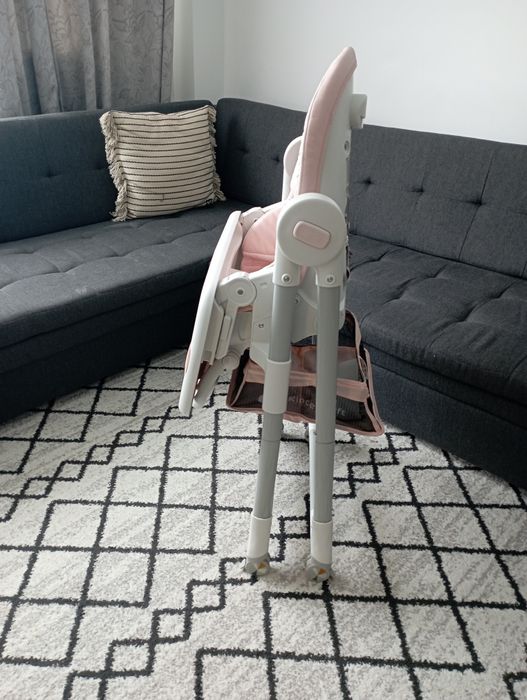 Scaun de luat masa pentru copii