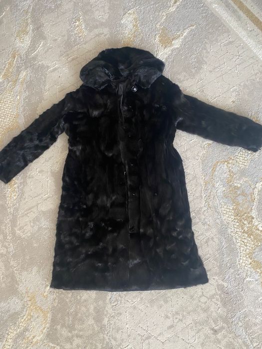 Продам норковую шубу