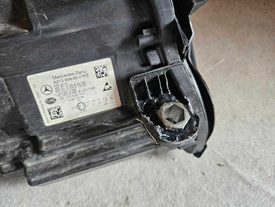 Far Stanga Mercedes E220 W213  original cod  A2139066501
