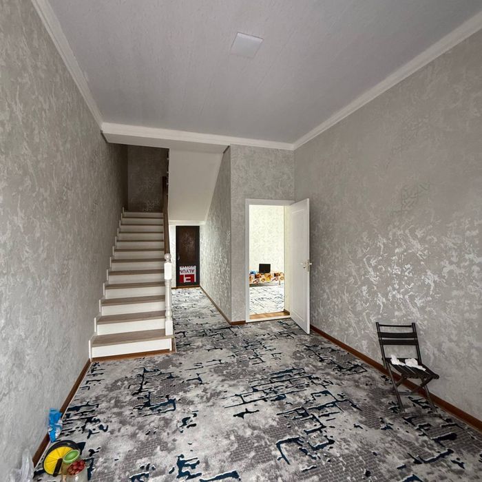 Keles ko’k-tere aftadro’m ko’chada 1’2-so’tix 4-xona uy sotiladi