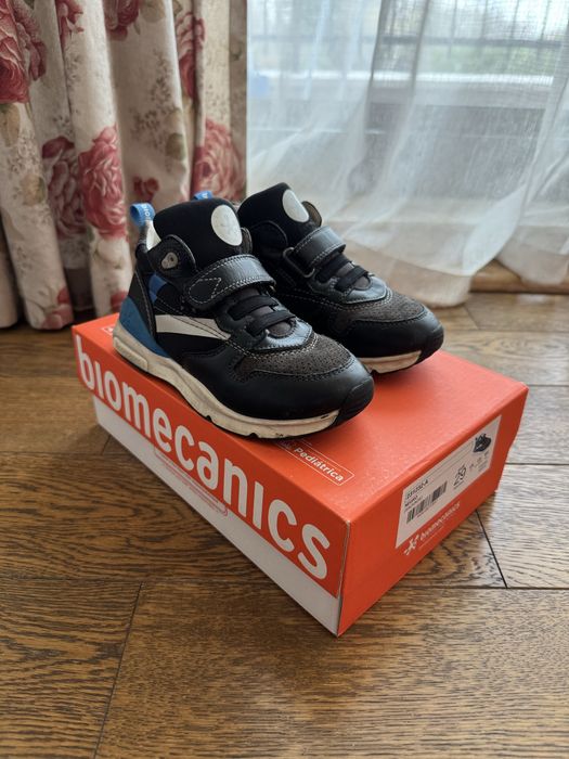 Детски боти Biomecanics