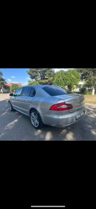 Vand Skoda Superb 2.0 TDI 140 cp DSG