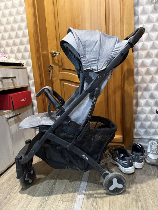 Продам коляску прогулочную