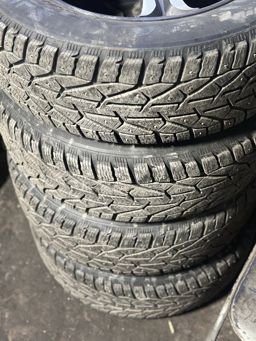 Диски с резиной 235/60/18