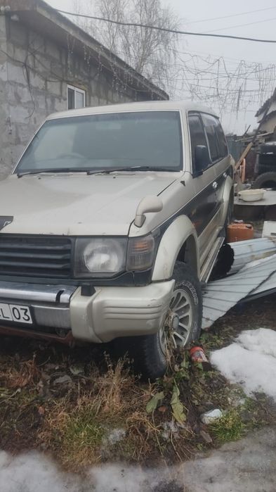 Продам машину мицубиси