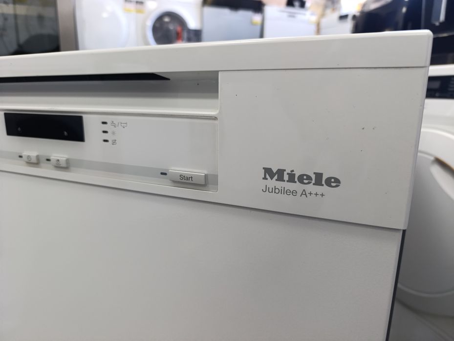 Съдомиялна машина Miele Jubilee A+++