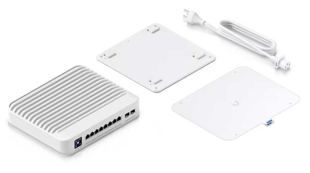 Switch Unifi Enterprise 8 PoE USW-Enterprise-8-PoE (120W) aproape nou