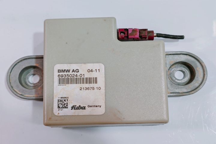 Modul antena / amplificator 693502401 BMW Seria 3 E90/E91/E92/E93