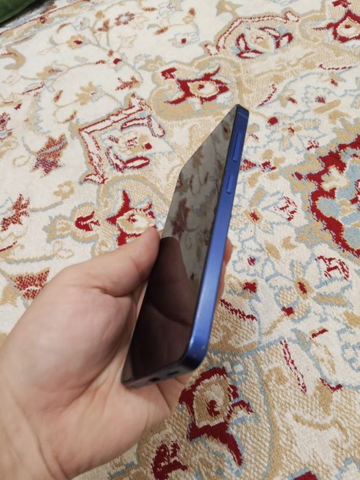 Самсунг С25. Флагман. На 128гб