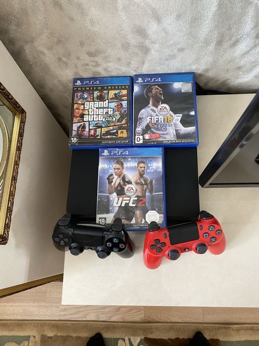 PlayStation 4 slim 800 GB