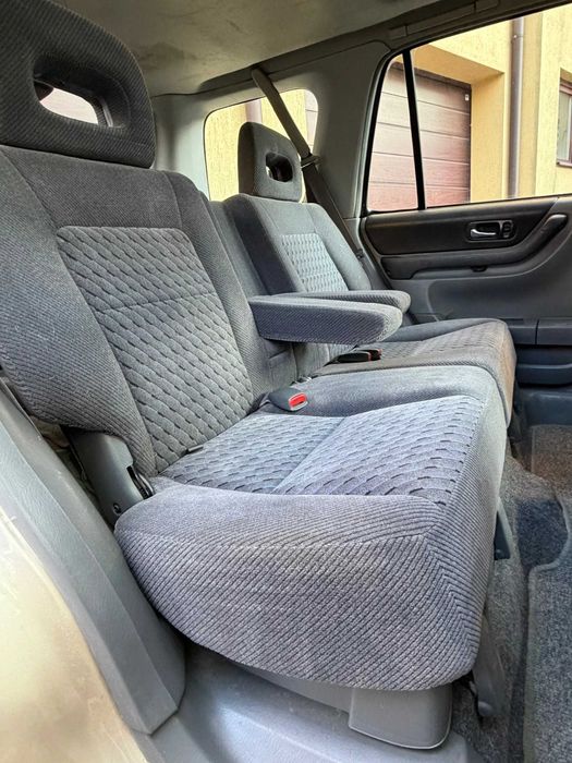 Продава Honda Cr-V 2.0 16 V ,  май 2000 , Бензин  147 к.с. , 1973 см3 Скоростна кутия Ръчна