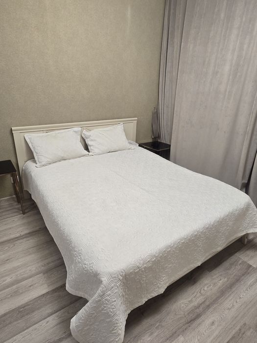 Спальная кровать