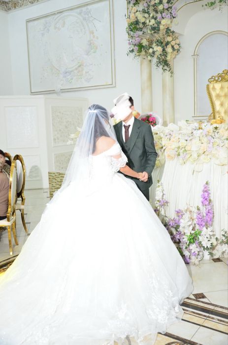 Свадебное платье с фатой