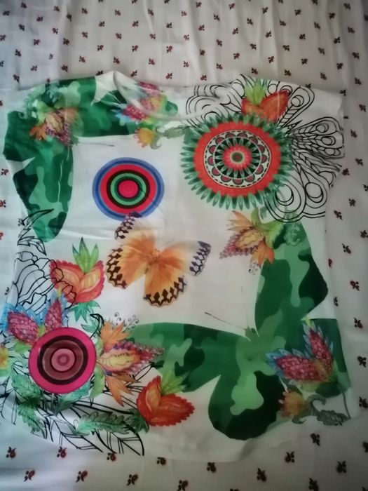 Блузи с къс ръкав