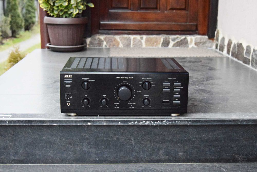 Amplificator Akai AM-39