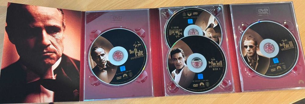 Кръстникът (трилогия) DVD boxset / The Godfather Trilogy DVD boxset