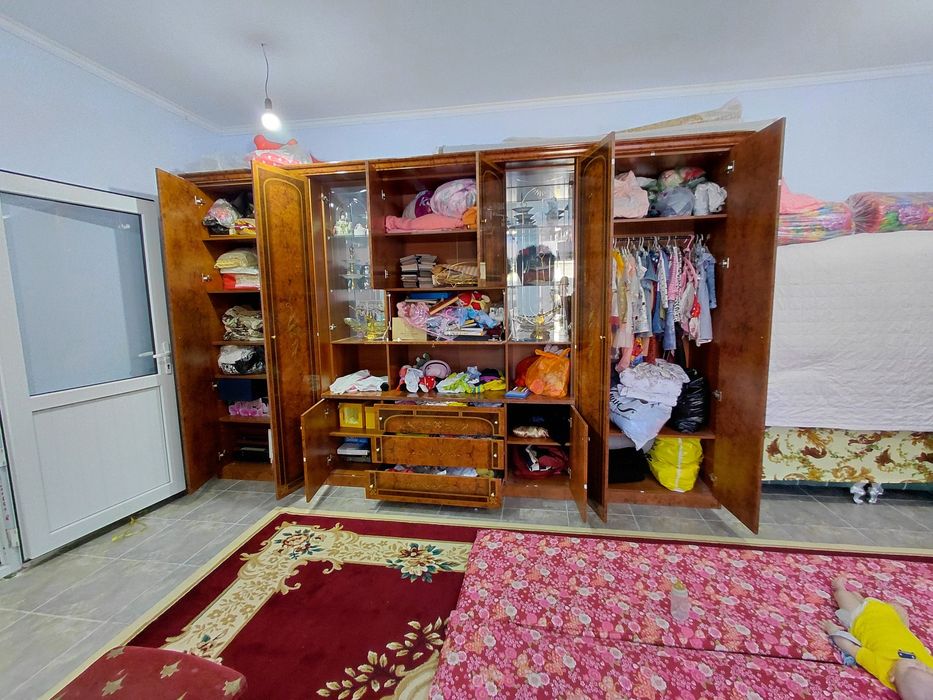 Срочно продаётся стенка