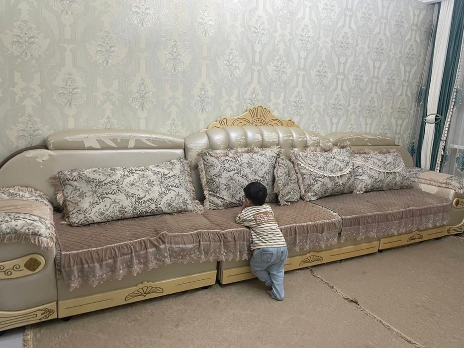 Срочно продам диван 3 м