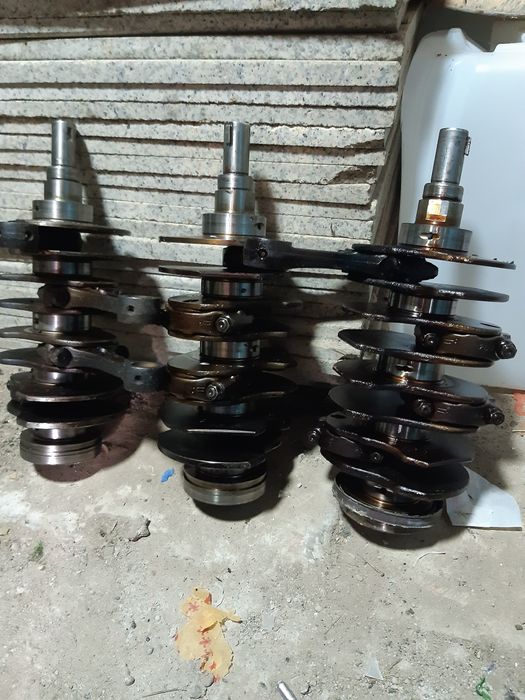 Продам запчасти на двиготель EJ 25 D