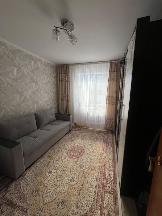 Продам 2 ком кв на 8 мкр