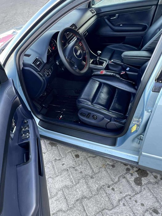 Vând Audi a4 b6 modificat  pentru pasionați de viteză ..