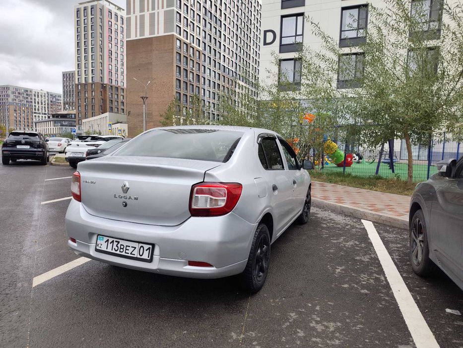 Срочно продам надежный автомобиль