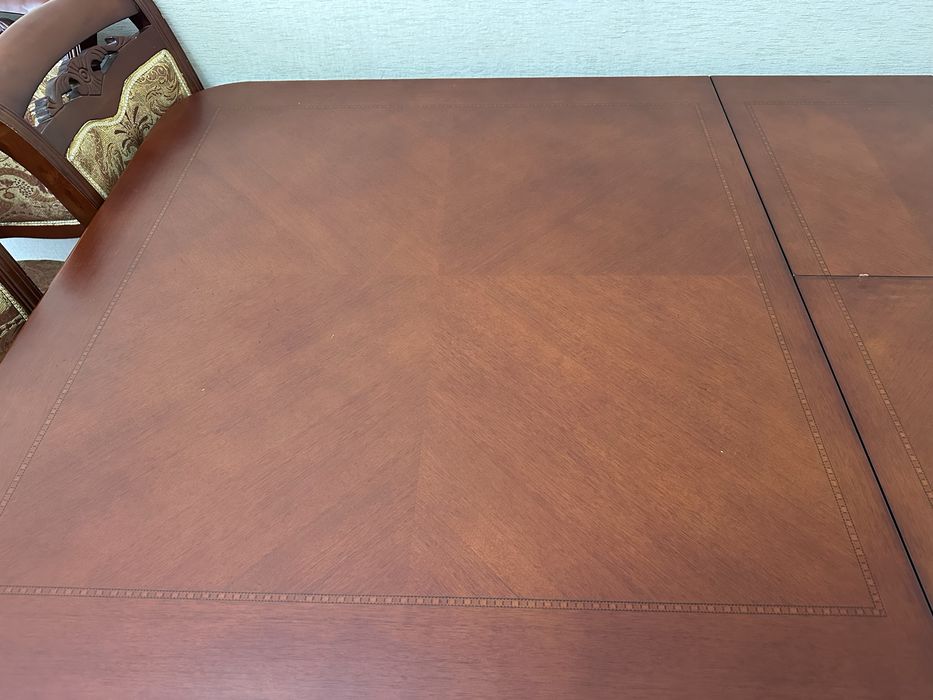 Продам стол со стульями!