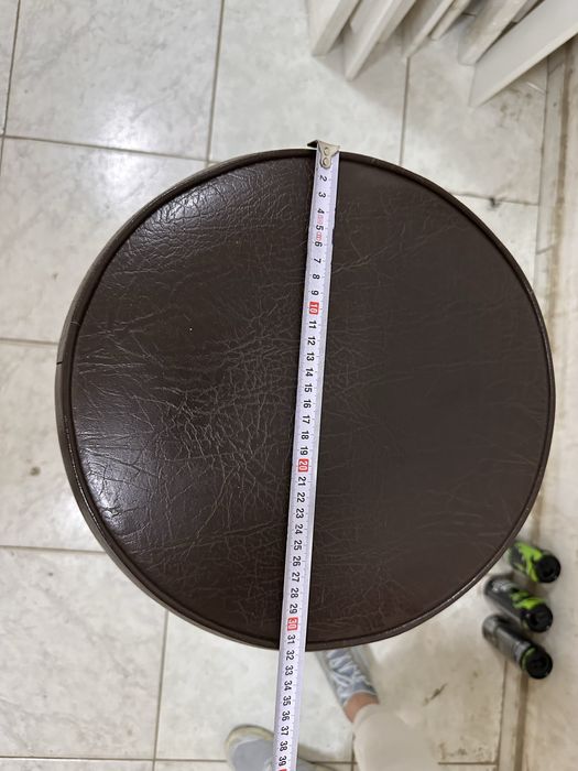 Продам барные стулья.