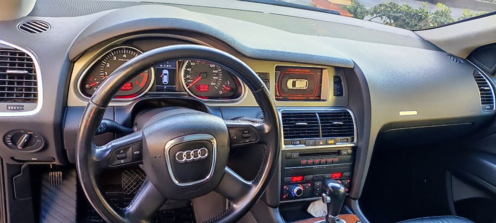 Продается в идеальном состоянии Ауди q7