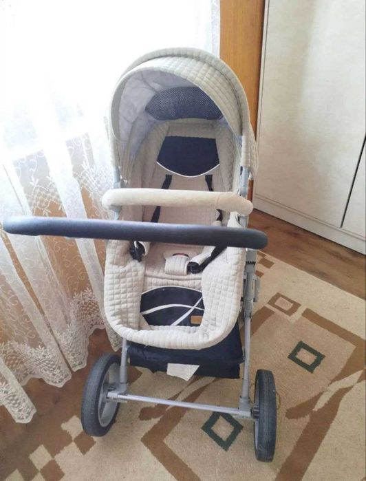 Продаю детскую коляску-трансформер