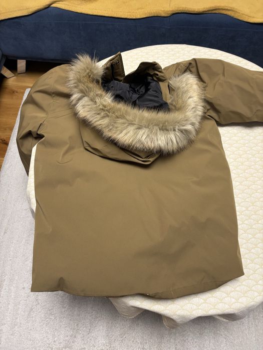 Зимно яке на Zara