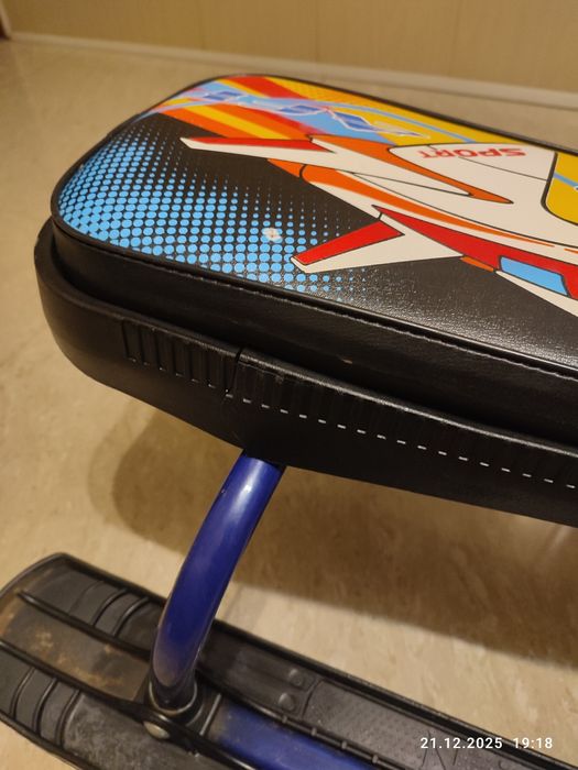 Продам снегокат.