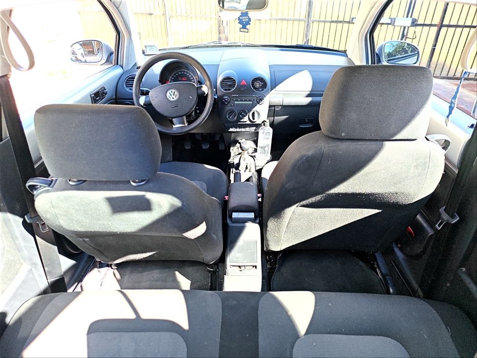 VOLKSWAGEN New Beetle 2006 — imagine 5
