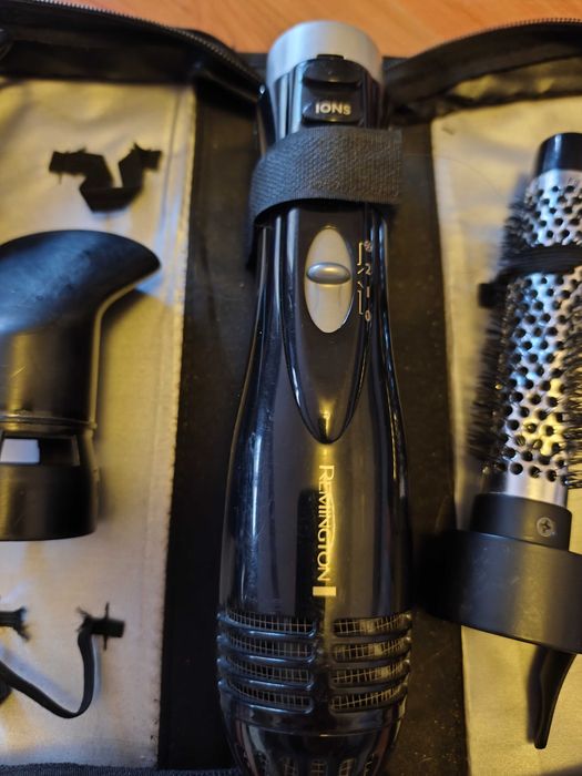 Сешоар с четка Remington