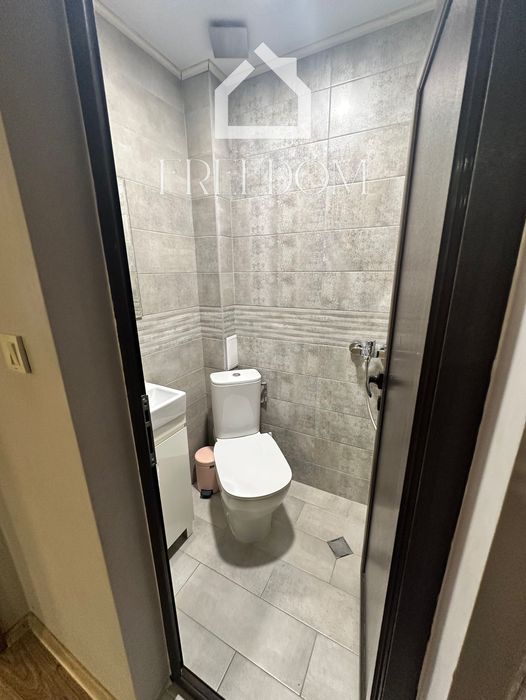 Продава се Тристаен апартамент в Варна, м-т Траката - 104 кв.м за 2212 €/кв.м - Снимка #15